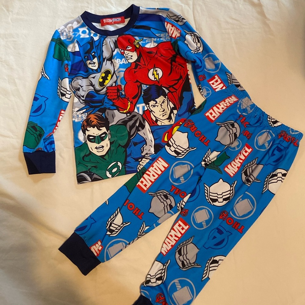 Peko & Poko Boys Pajamas Marvel Theme Batman Superman Long Sleeve Size 4T